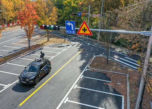 YU constructed “Next mobility urban self-driving platform.”